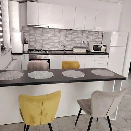 Appartement Holidayy - Amarilia Năvodari