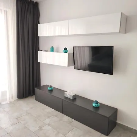 Appartement Holidayy - Amarilia Năvodari